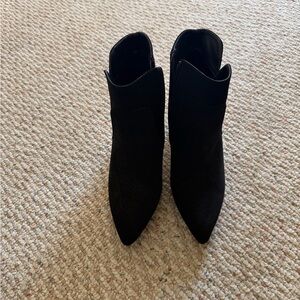 London Fog Elegant Black Ankle Boots